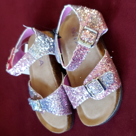 3 pair Toddler Girls Shoes Water Shoes Flip Flops Glitter Sandals  Size 7/8  NWT - Picture 9 of 10